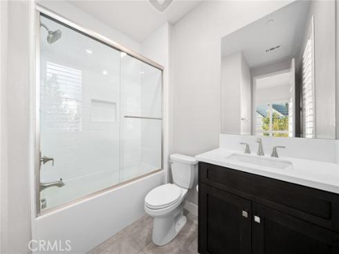 151 Crossover , Irvine, CA