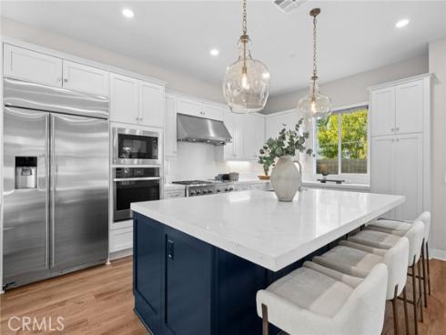 151 Crossover , Irvine, CA