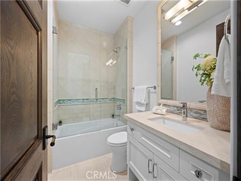 40 Echo Glen , Irvine, CA