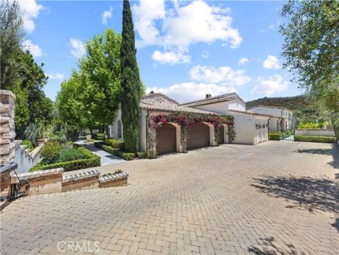 40 Echo Glen , Irvine, CA