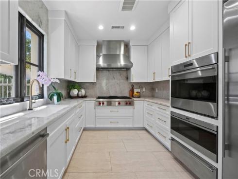 40 Echo Glen , Irvine, CA