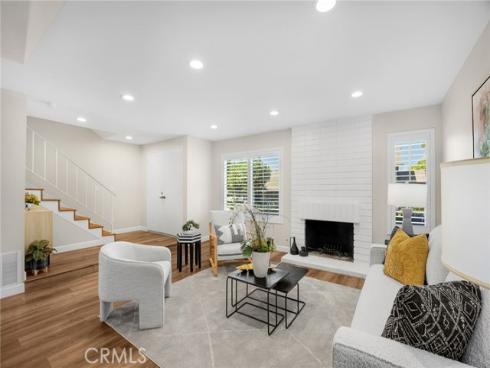 13 Sacramento 95 , Irvine, CA