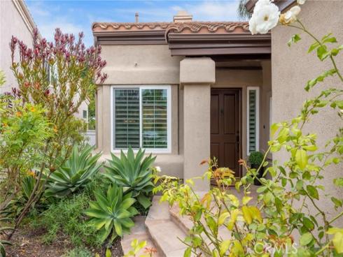 35 Del Perlatto , Irvine, CA