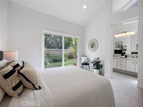 35 Del Perlatto , Irvine, CA
