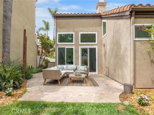 35 Del Perlatto , Irvine, CA