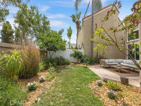 35 Del Perlatto , Irvine, CA