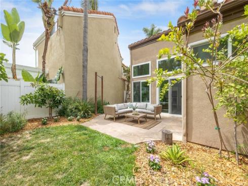 35 Del Perlatto , Irvine, CA