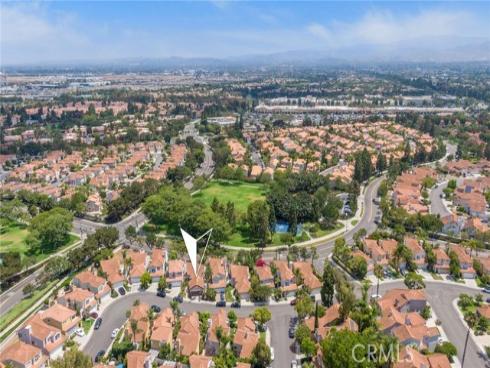 35 Del Perlatto , Irvine, CA