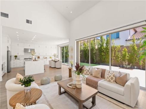 234 Coal Mine , Irvine, CA