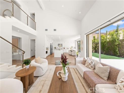 234 Coal Mine , Irvine, CA