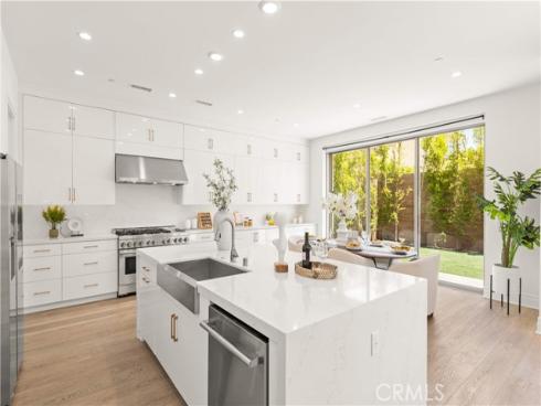 234 Coal Mine , Irvine, CA