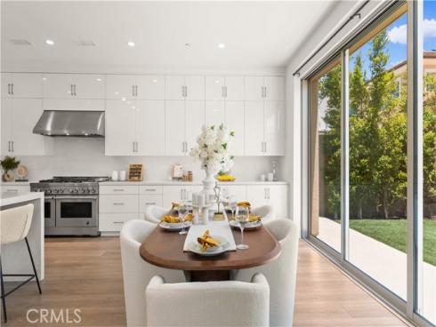 234 Coal Mine , Irvine, CA