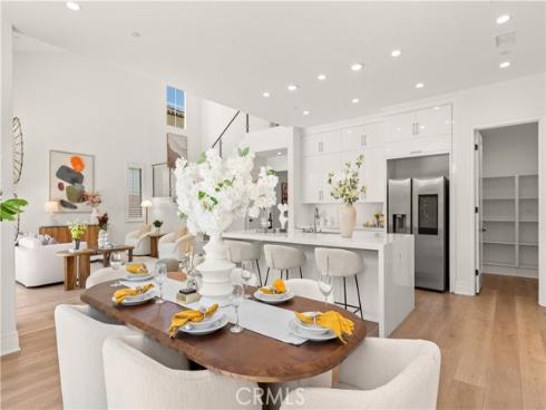 234 Coal Mine , Irvine, CA