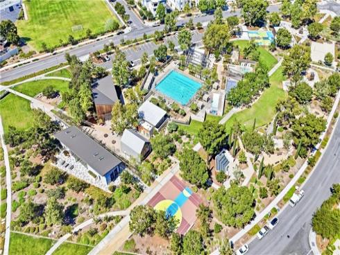 182 Scale , Irvine, CA