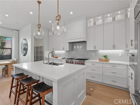 107 Orbit , Irvine, CA