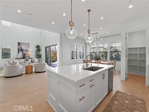 107 Orbit , Irvine, CA