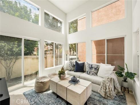 11 Medici Aisle , Irvine, CA