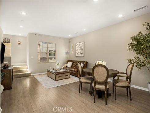 111  Tallowood  , Irvine, CA