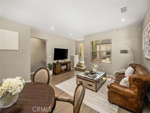111  Tallowood  , Irvine, CA