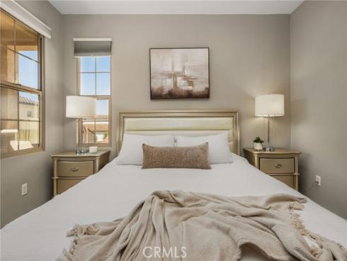 111  Tallowood  , Irvine, CA