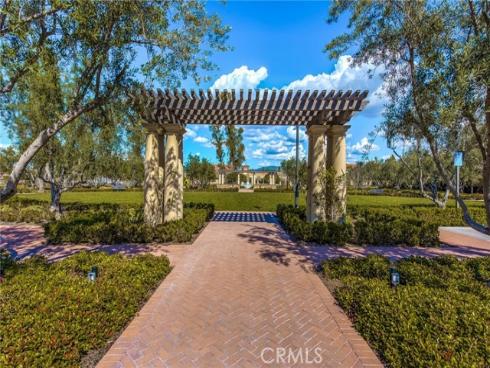 111  Tallowood  , Irvine, CA