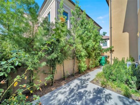 129 Lomita , Irvine, CA