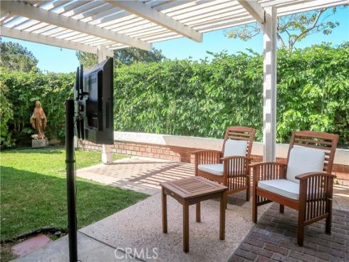 12 Pleasonton , Irvine, CA