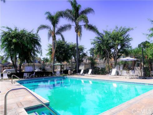 12 Pleasonton , Irvine, CA