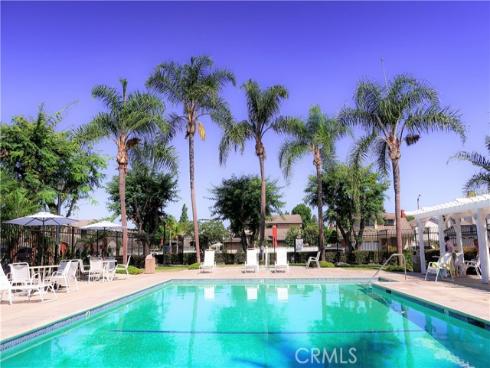 12 Pleasonton , Irvine, CA
