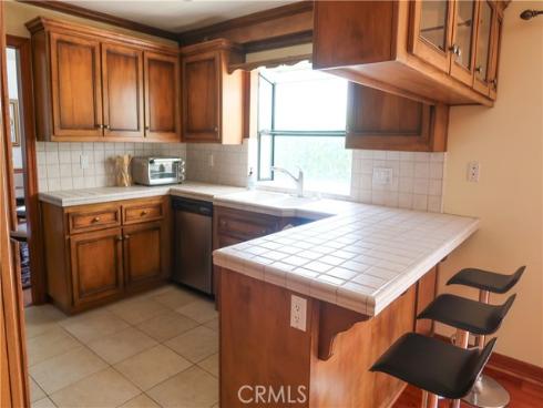 12 Pleasonton , Irvine, CA
