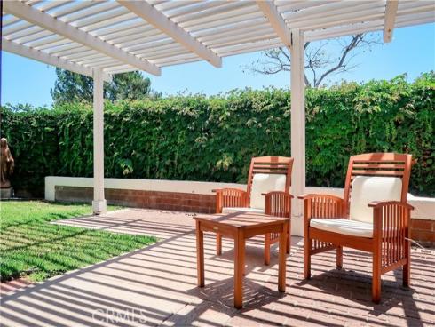 12 Pleasonton , Irvine, CA