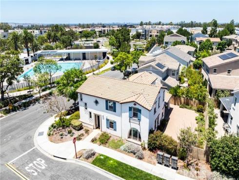 159  Newington  , Irvine, CA