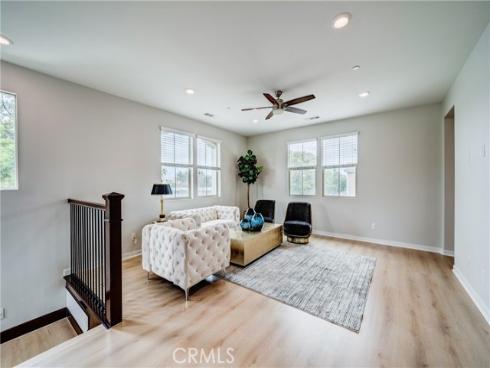 159  Newington  , Irvine, CA