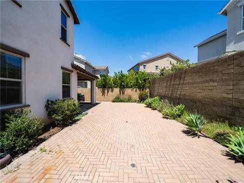 159  Newington  , Irvine, CA