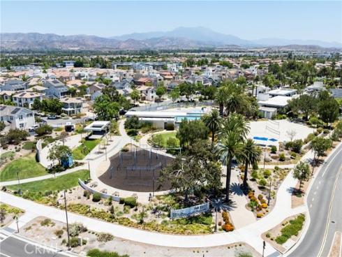 159  Newington  , Irvine, CA
