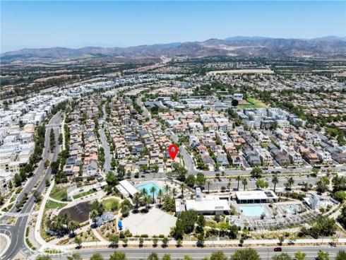 159  Newington  , Irvine, CA