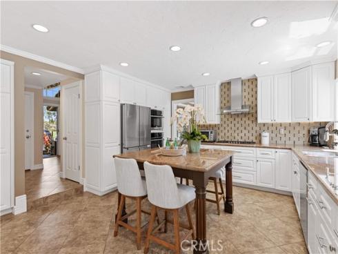 42  Christamon West  , Irvine, CA