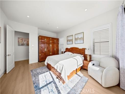 103 Eversedge , Irvine, CA