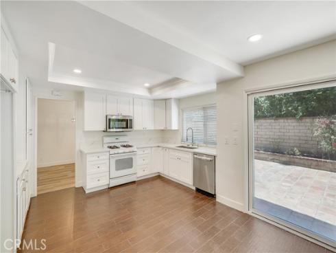 14 Yorktown , Irvine, CA