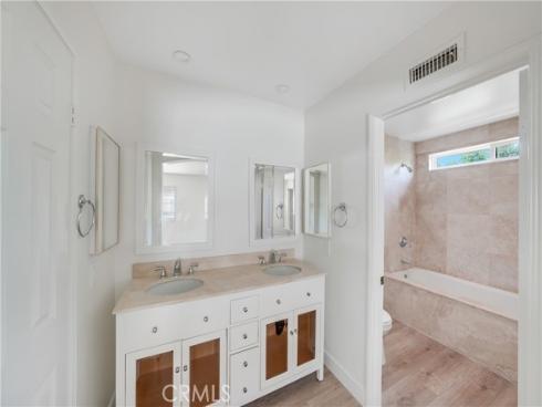 14 Yorktown , Irvine, CA