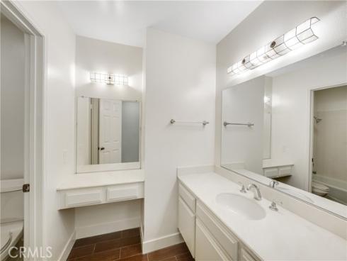 14 Yorktown , Irvine, CA