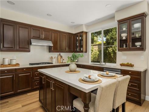 6  Thorn Hill  , Irvine, CA