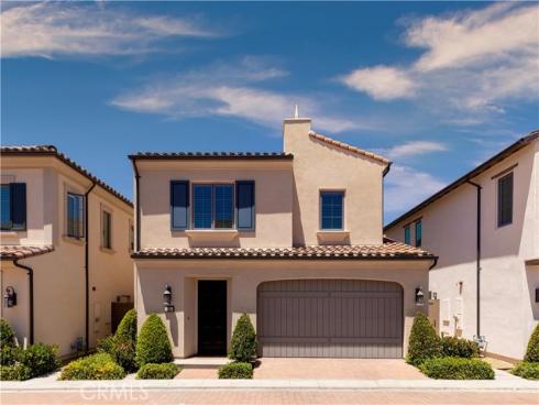 125 Della , Irvine, CA
