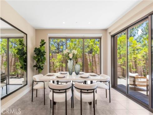 125 Della , Irvine, CA