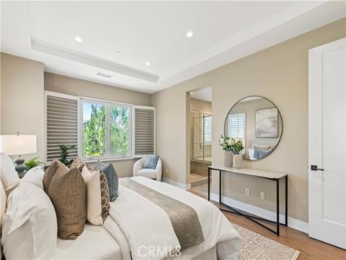 125 Della , Irvine, CA