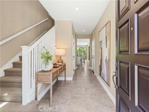 125 Della , Irvine, CA