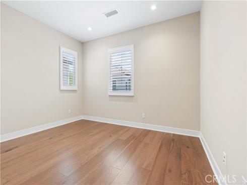 125 Della , Irvine, CA