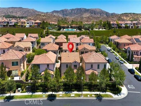 125 Della , Irvine, CA