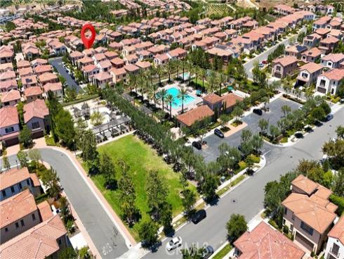 125 Della , Irvine, CA