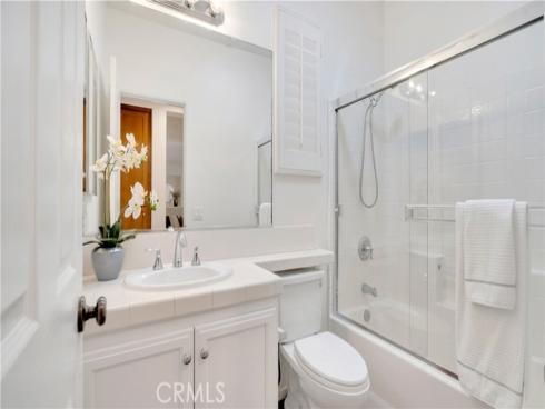128 Talmadge , Irvine, CA
